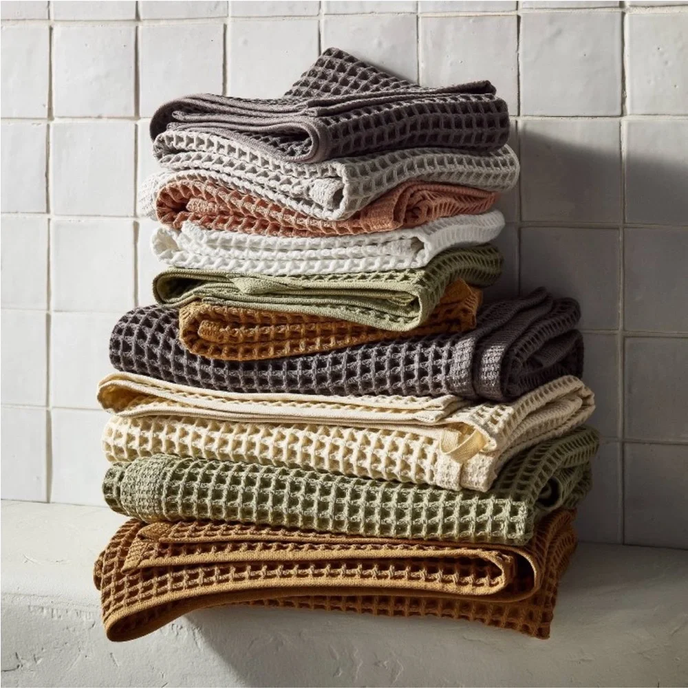 CASALUNA NWT 100% cotton waffle bath towel -gray